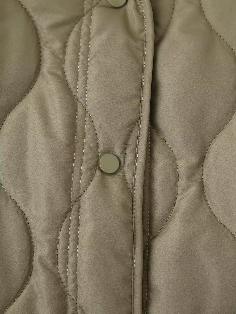 Women’s Quilted Jacket with Round Neck and Button Front